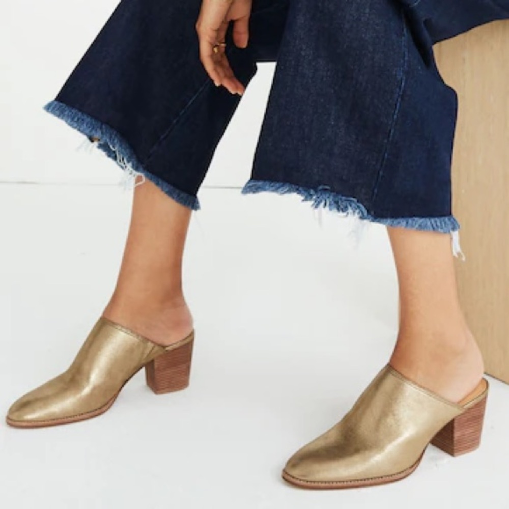 MADEWELL // The Harper Mule in Metallic Gold almond toe wood stacked heel size 8